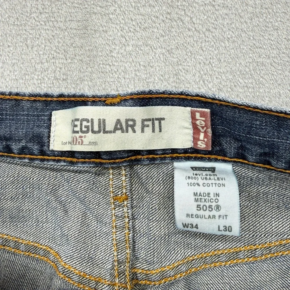 Vintage Levi's 505 Regular Fit Jeans Men 34x30 Blue Straight Dark Wash Denim Y2K